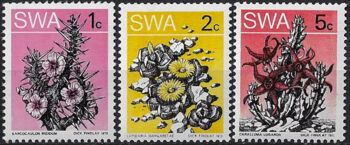 1973 South West Africa flowers 3v. MNH SG n. 257/59a
